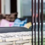 Szklana zabudowa pergoli tarasowej