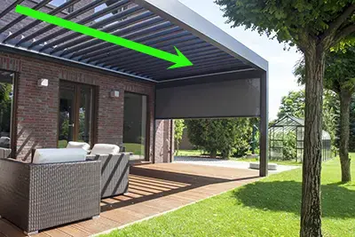 Pergola Selt lamelowe prostopadle do ściany