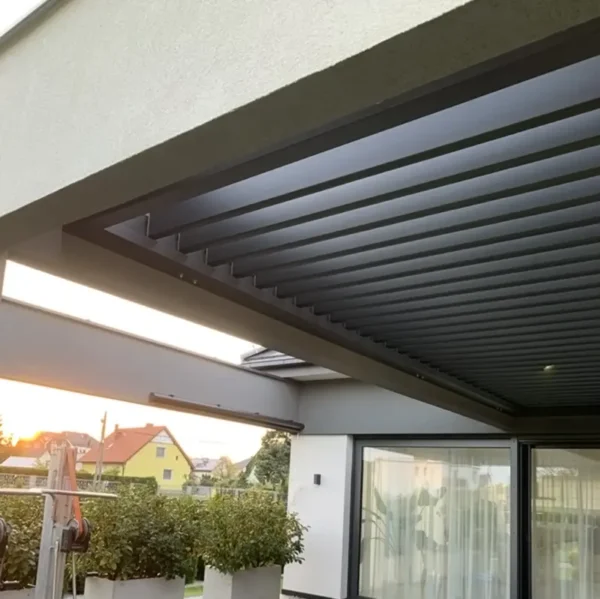 Dach lamelowy SB400 PRO R na taras Dach lamelowy SB400 PRO R na taras