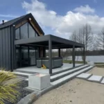 Pergola SB450 z regulacją lameli 0-135 stopni