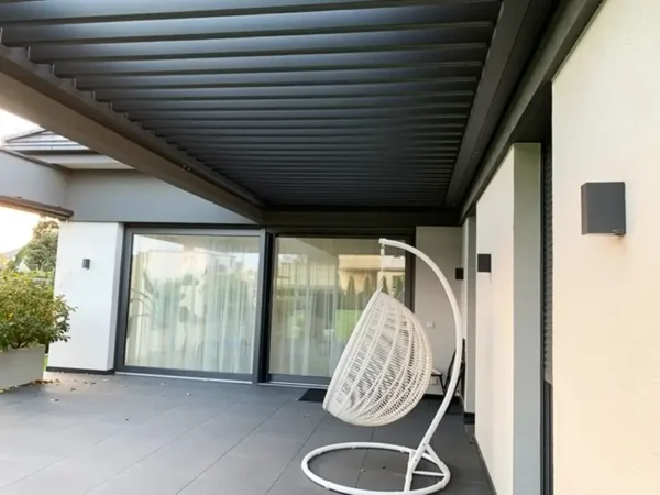 Pergola lamelowa SB400 R - lamele obracane Pergola lamelowa SB400 R - lamele obracane