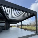 pergola tarasowa aluminiowa SB450 z dachem lamelowym